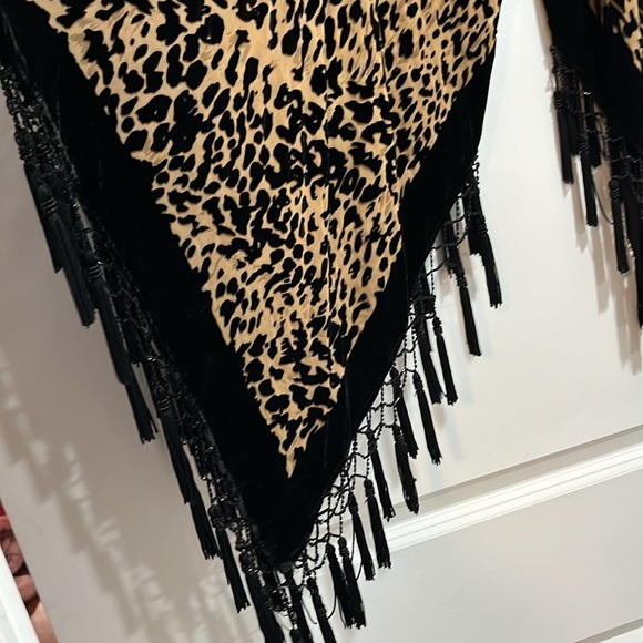 Leopard print velvet burnout cover up with beaded tassel detail - Picture 5 of 6